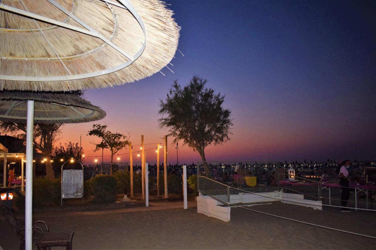 Hotel Adria Bellaria-Igea Marina Exterior photo